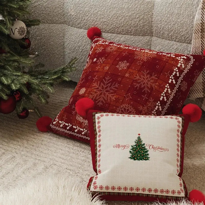 Housses de coussin imprimés avec pompons(lot de 2) Fééries Mancelya