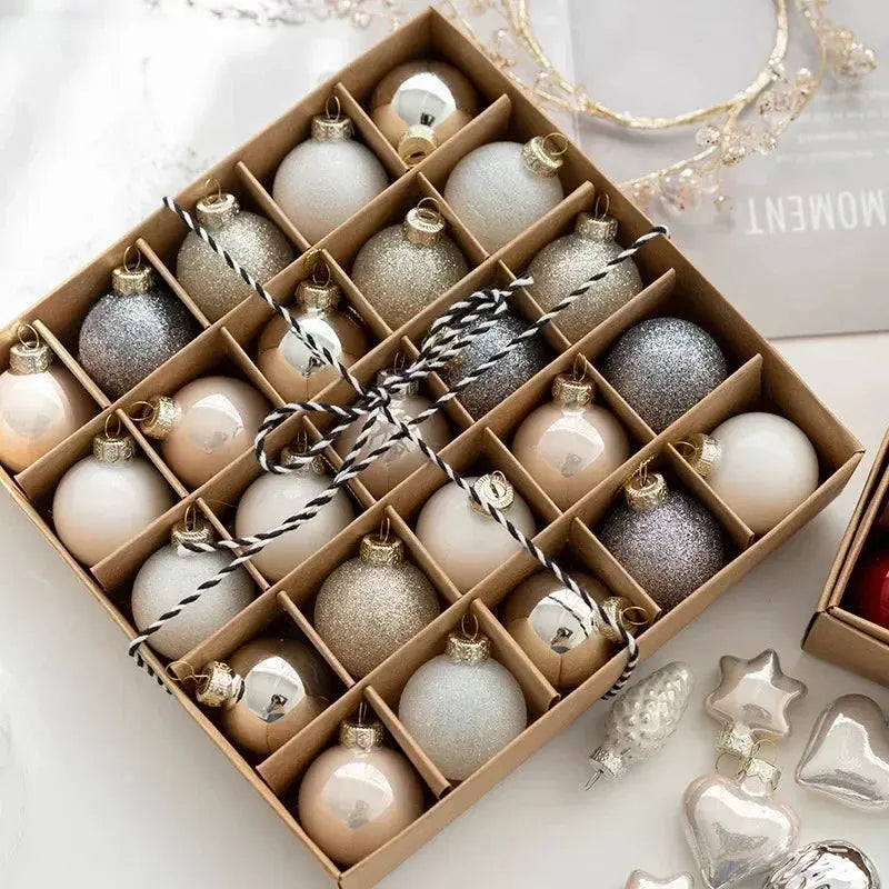 Boules de Noël en verre multicolores et métallisées(lot de 25 à 75 boules) Fééries Mancelya